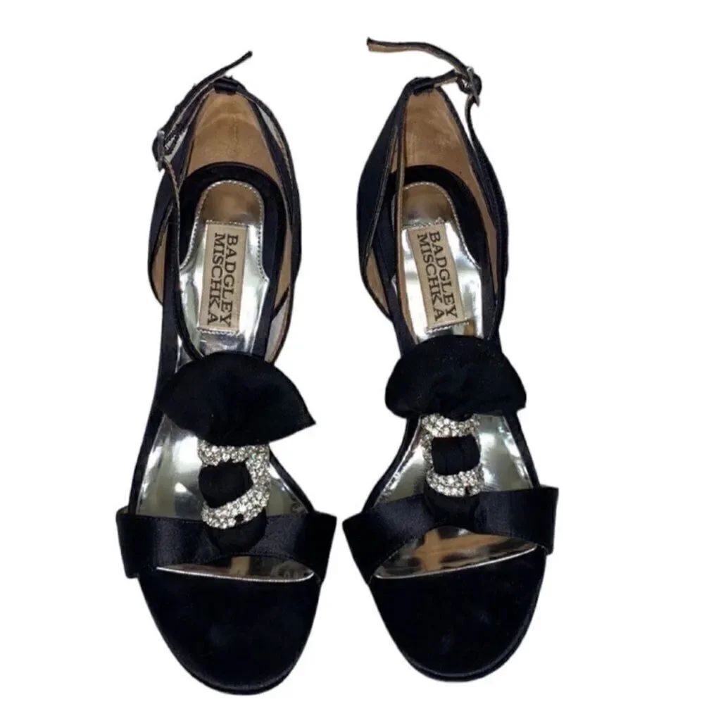 Badgley Mischka Black Heels(Size 6.5M)